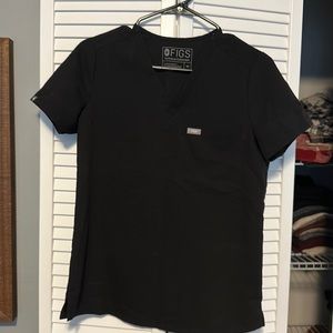 Black figs Catarina one pocket top